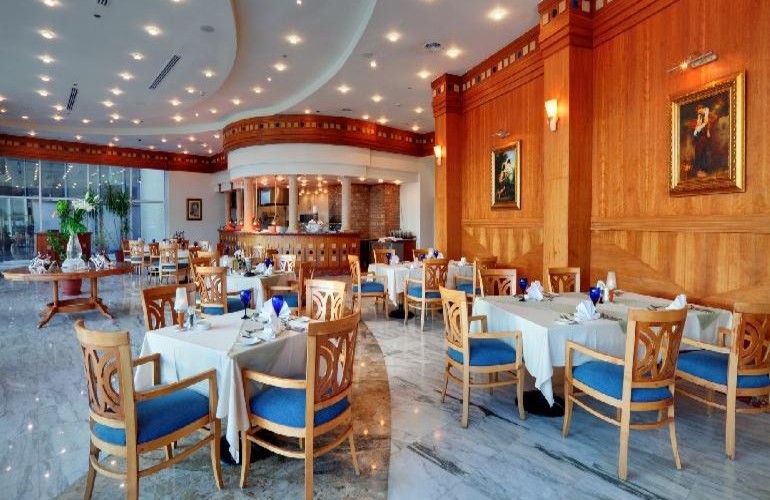 Jolie Ville Royal Peninsula Hotel & Resort 